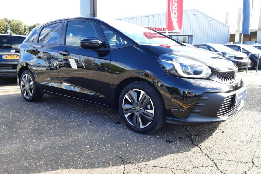 Vehicle Image - 1