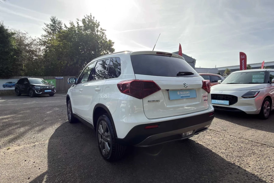 Vehicle Image - 2