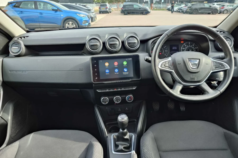 Vehicle Image - 3
