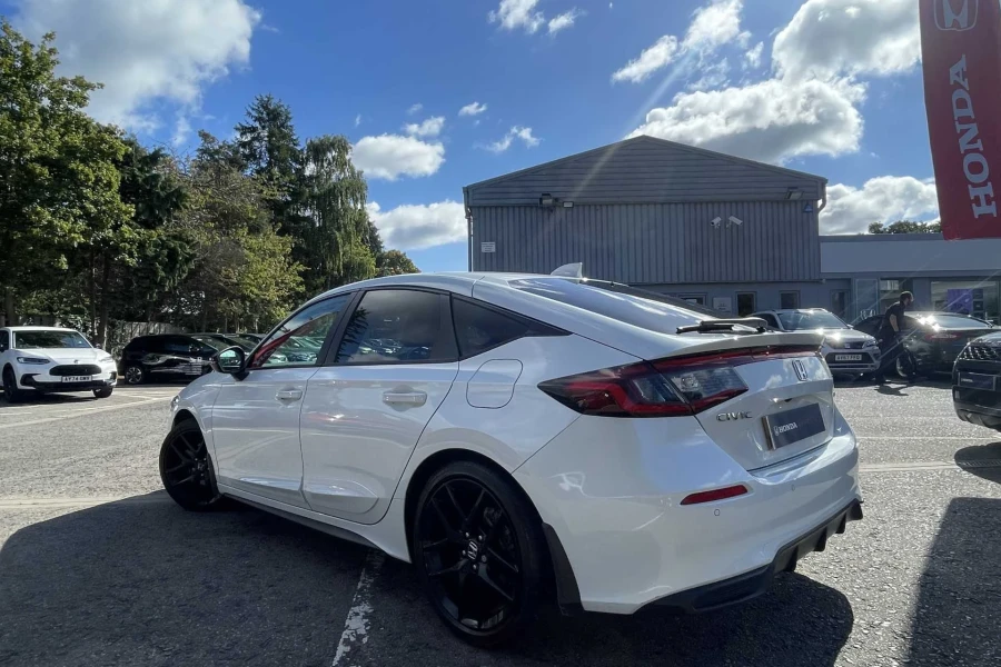 Vehicle Image - 2