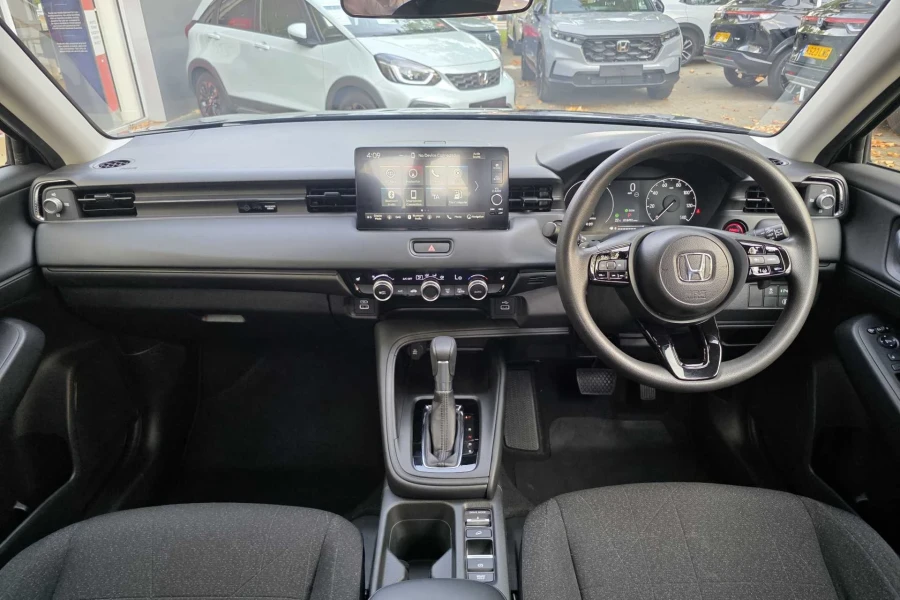 Vehicle Image - 3