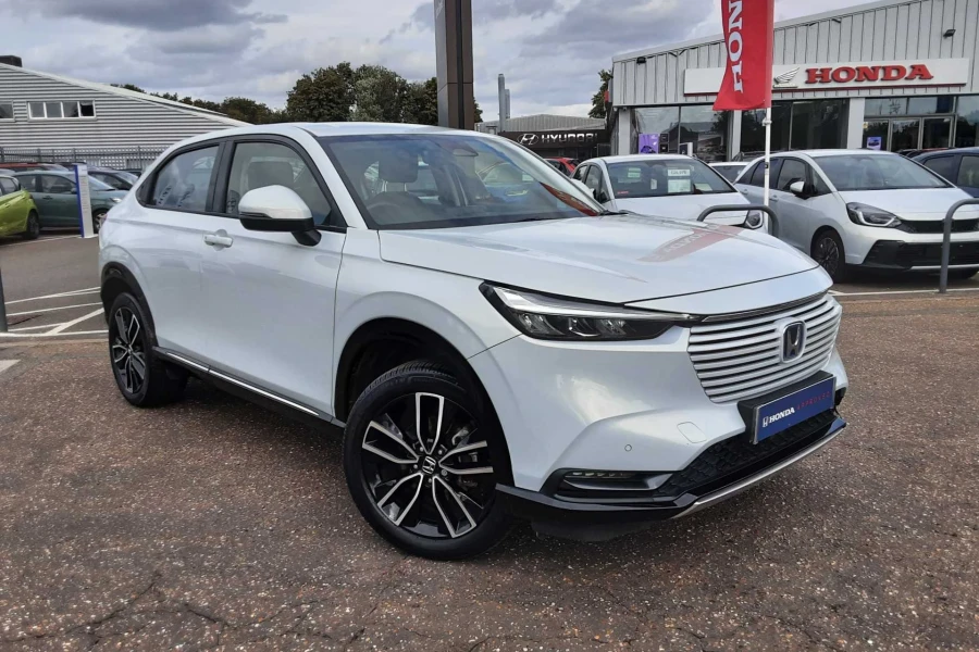 Vehicle Image - 0