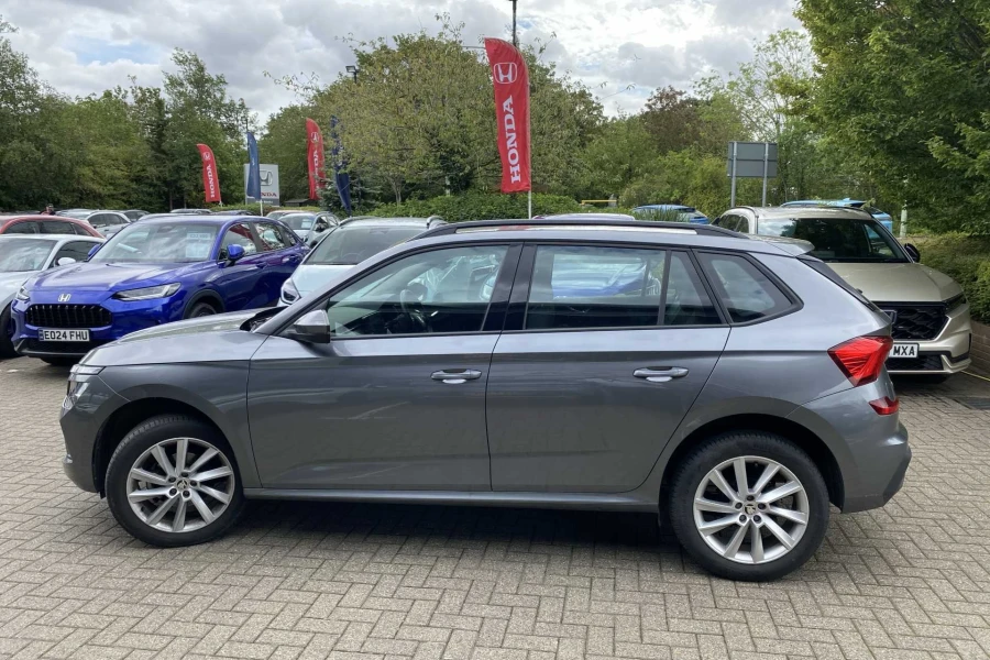 Vehicle Image - 3