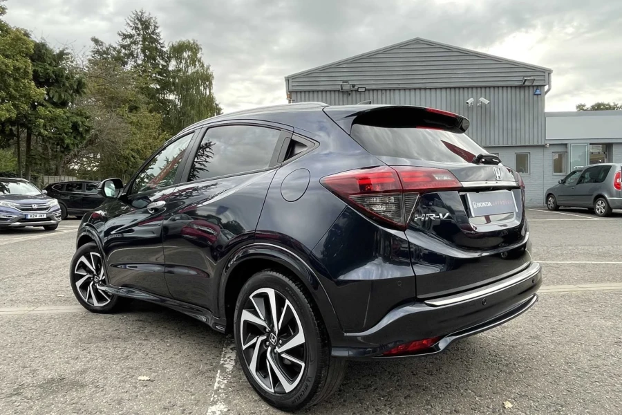 Vehicle Image - 2