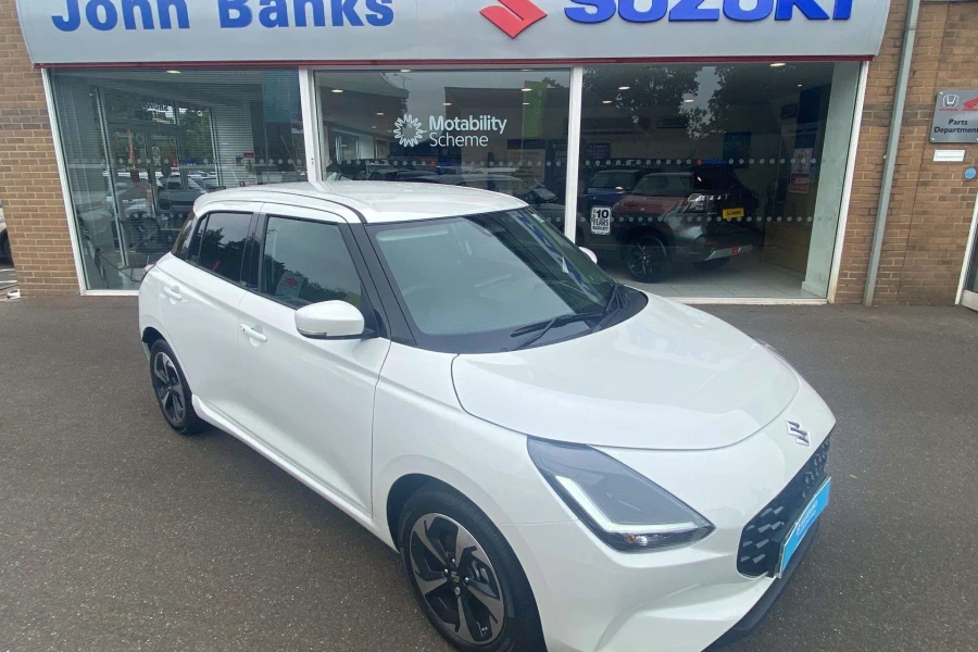 Vehicle Image - 2