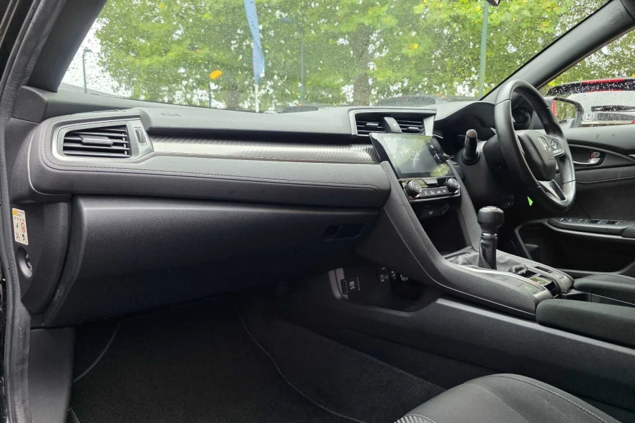 Vehicle Image - 1