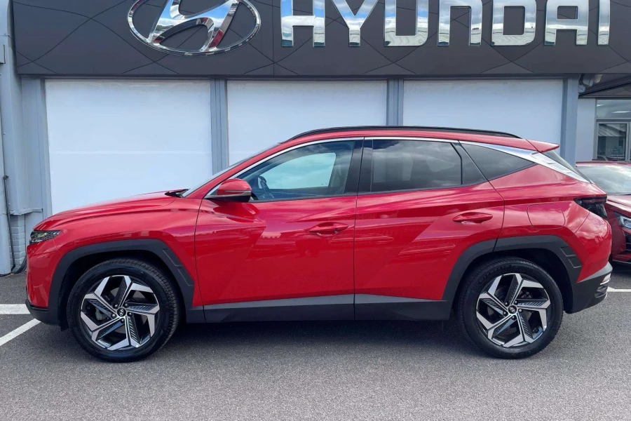 Vehicle Image - 2