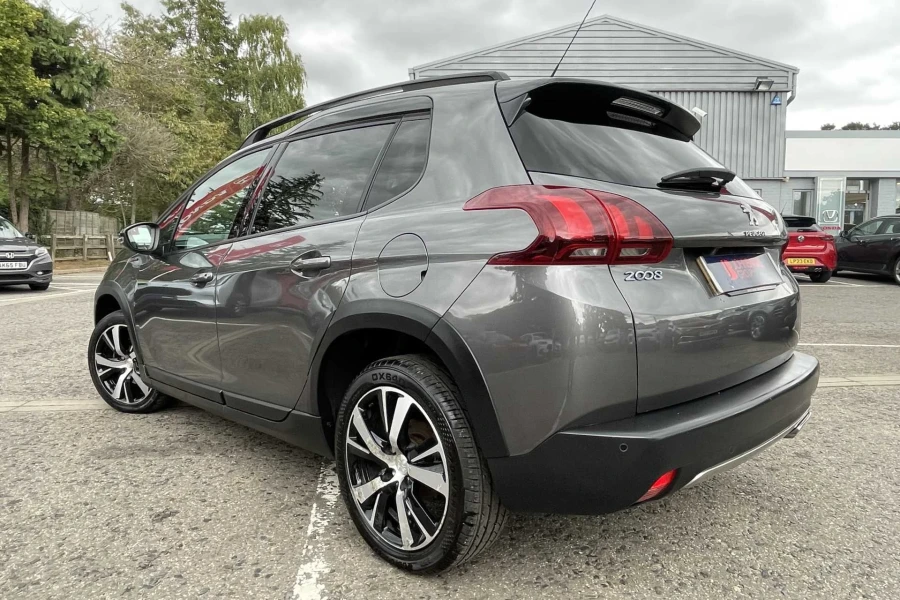 Vehicle Image - 2