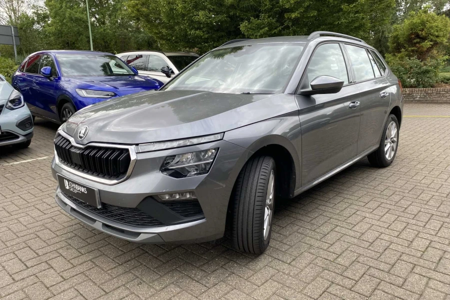 Vehicle Image - 2