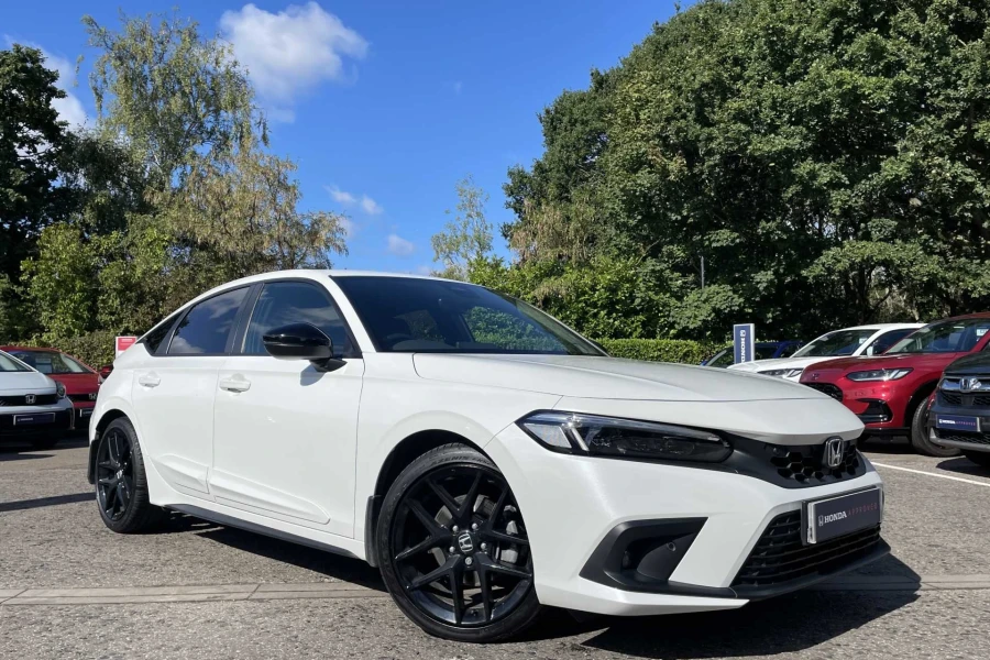 Vehicle Image - 0