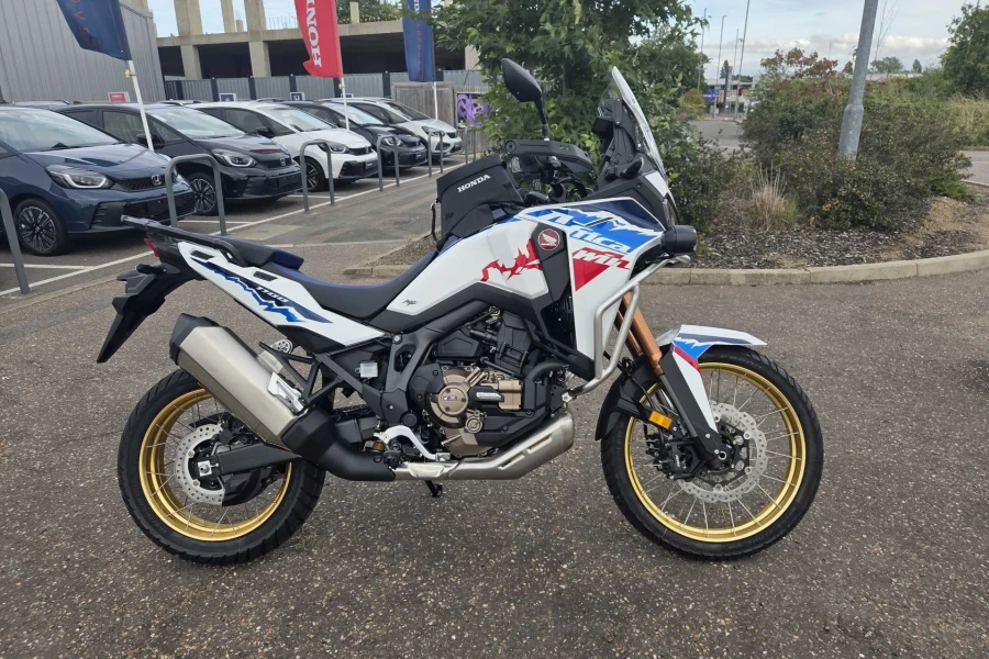 Vehicle Image - 1