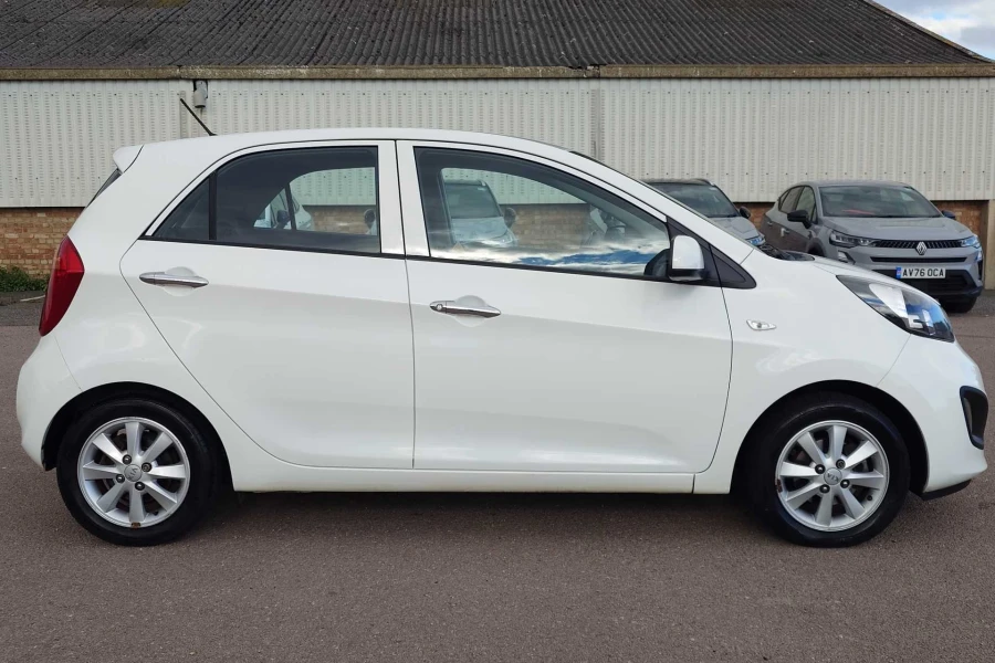 Vehicle Image - 2