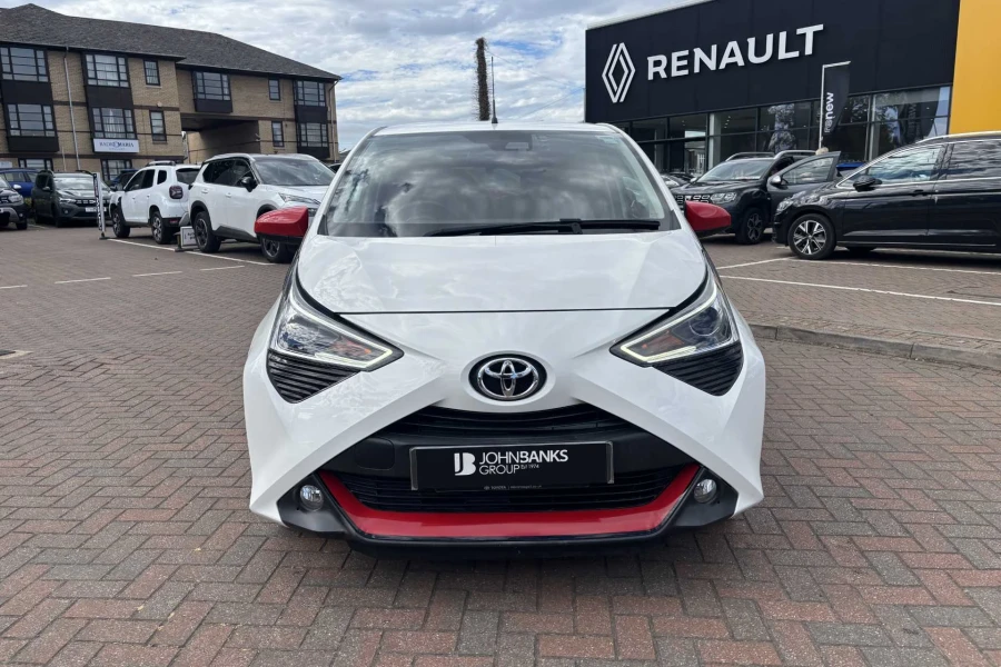 Vehicle Image - 1
