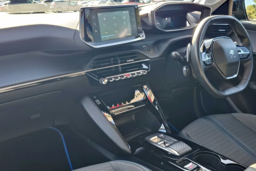 Vehicle Image - 1