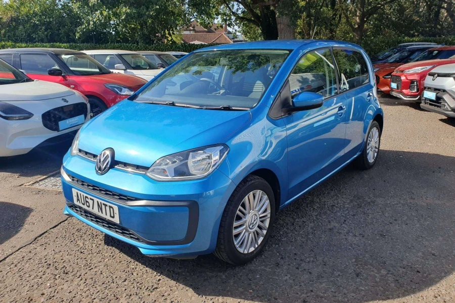 Vehicle Image - 2