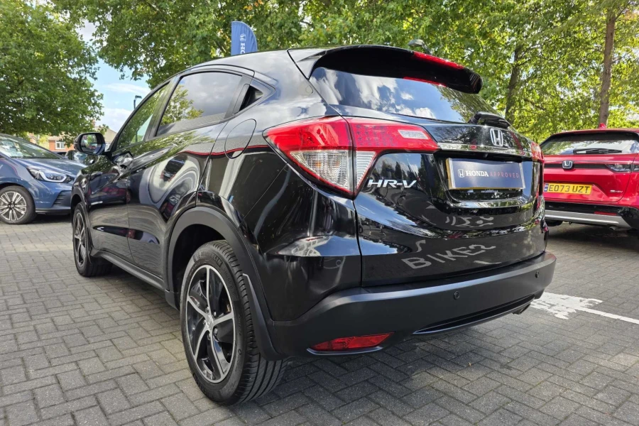 Vehicle Image - 2