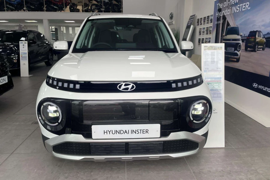 Vehicle Image - 1