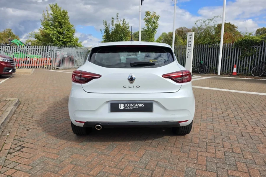 Vehicle Image - 2