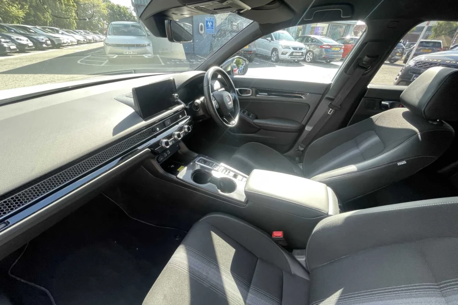 Vehicle Image - 1