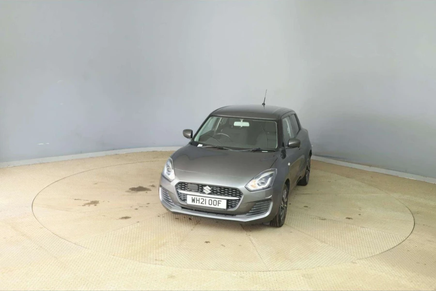Vehicle Image - 2