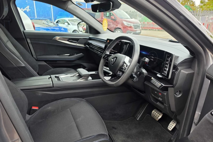 Vehicle Image - 3
