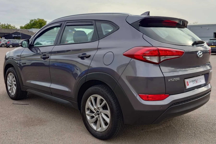 Vehicle Image - 2