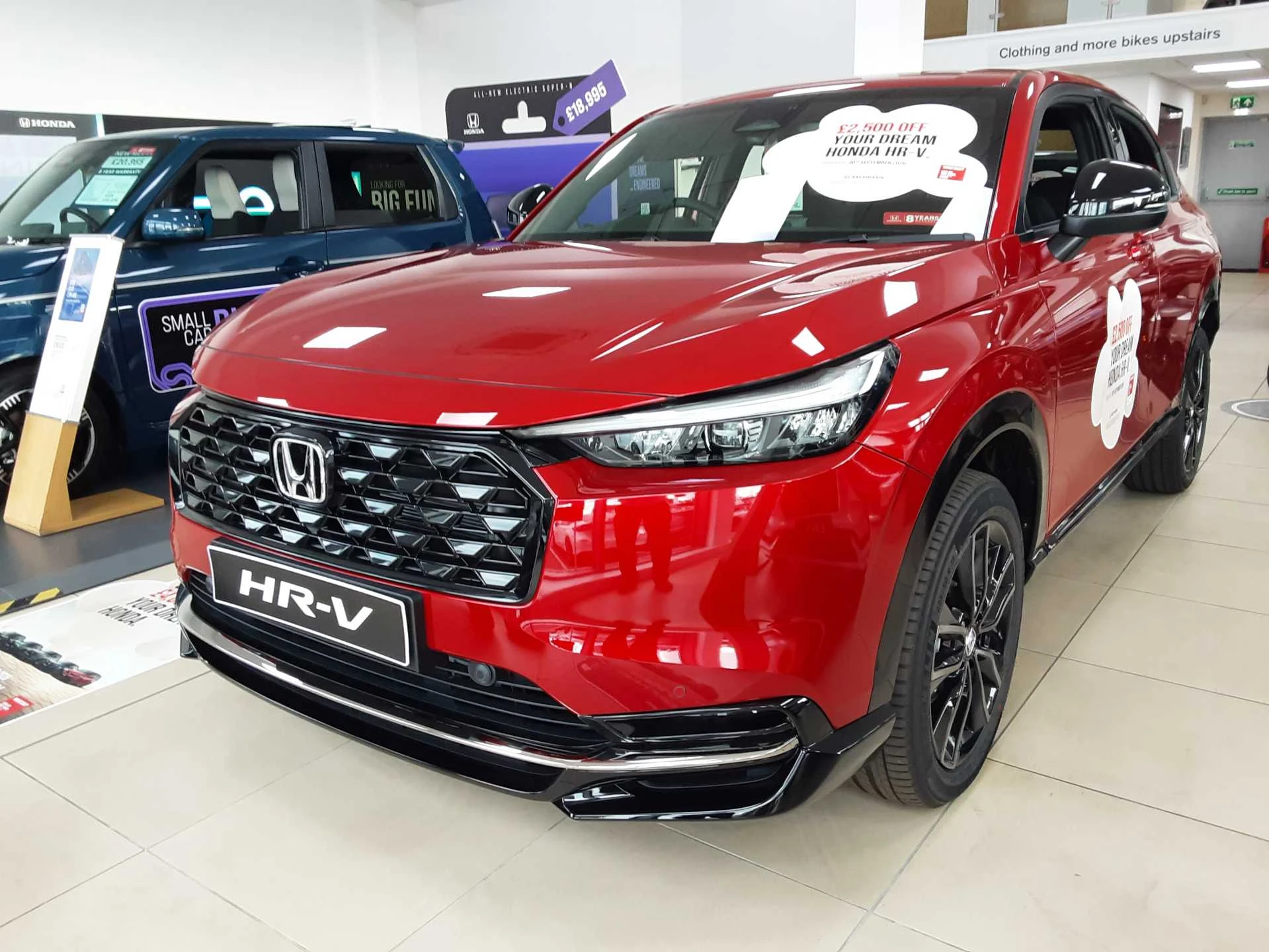 Vehicle image 3