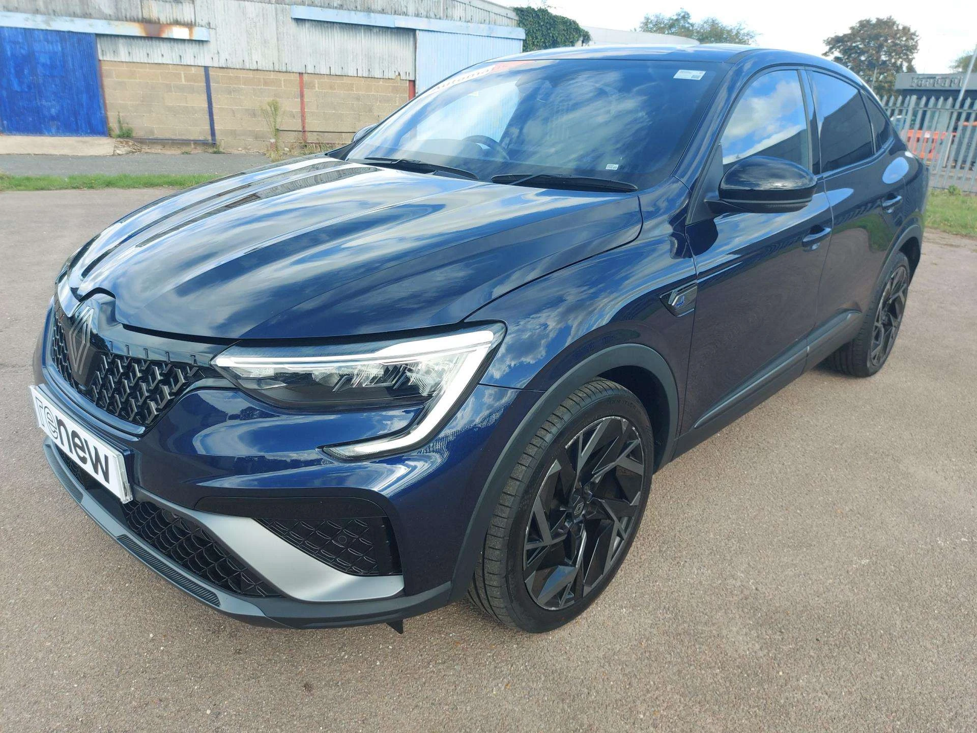 Vehicle image 3