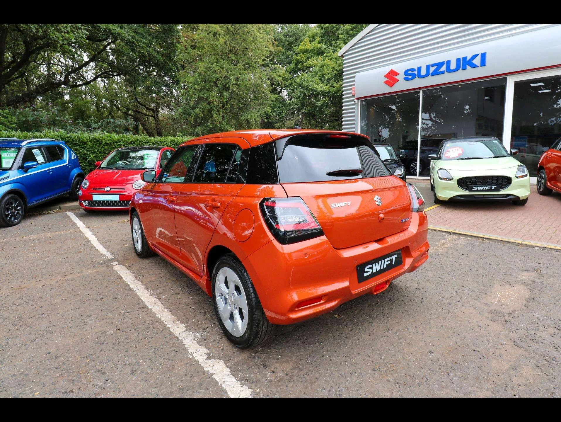 Vehicle image 6