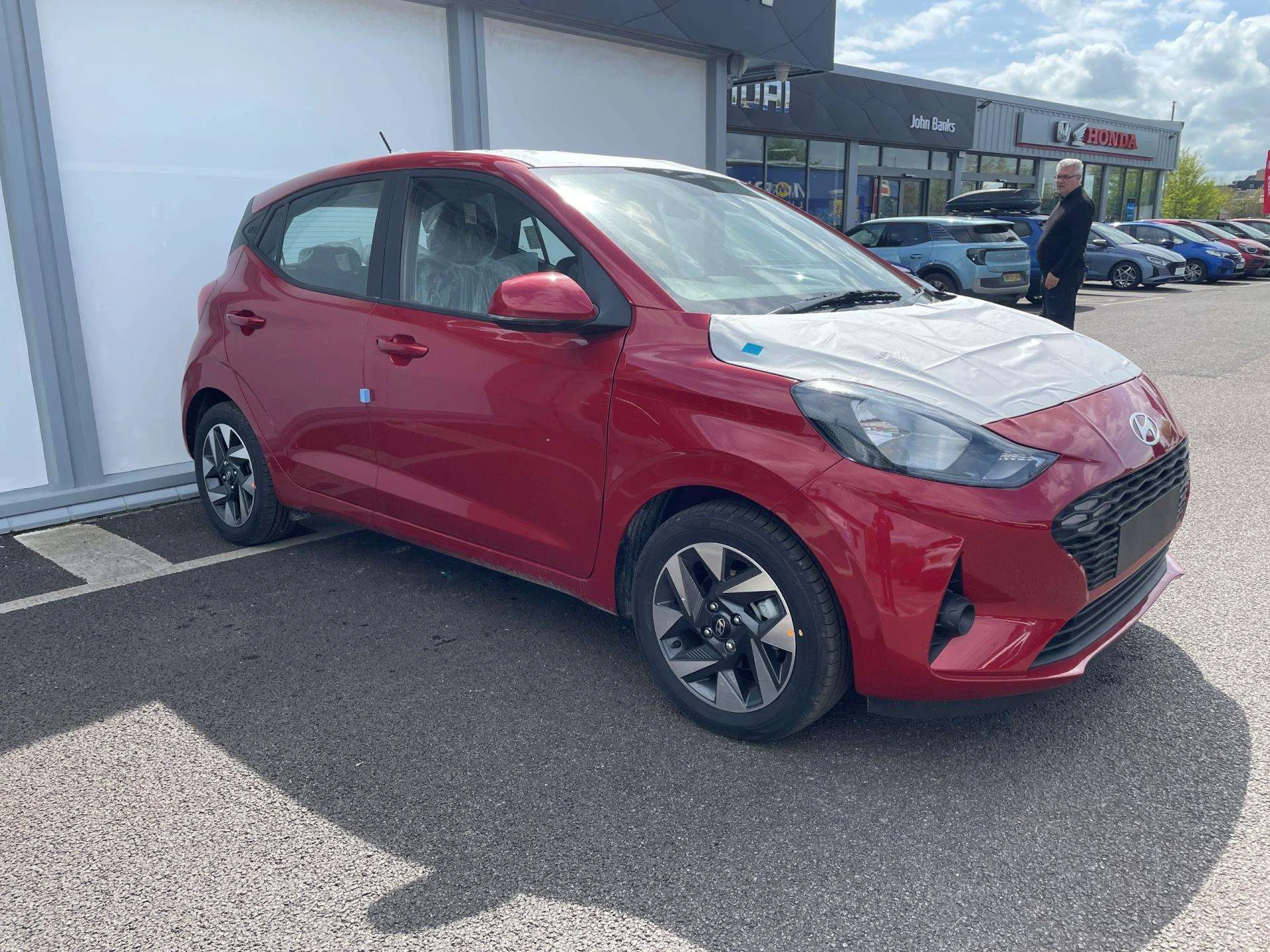 Vehicle image 5