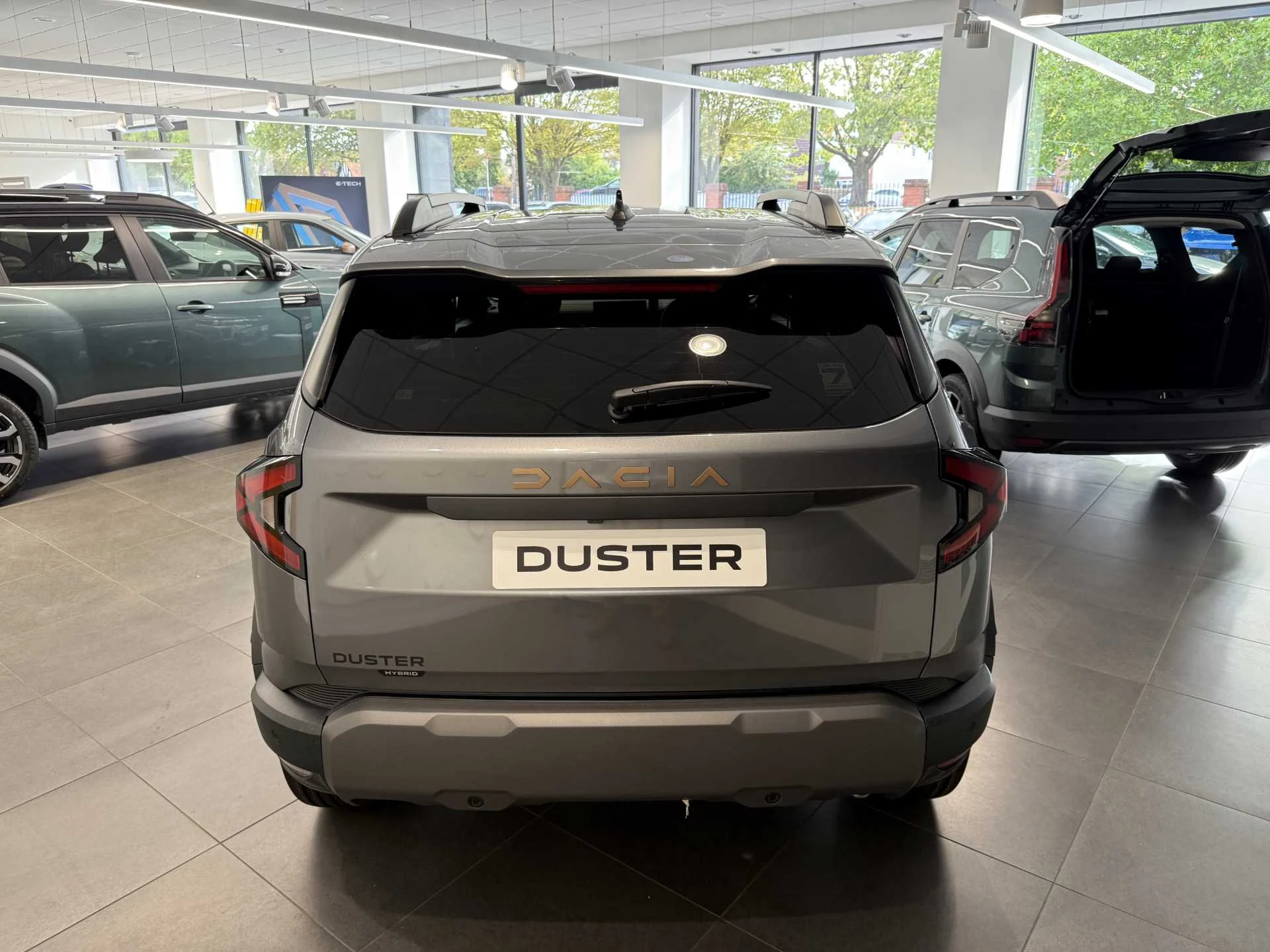 Vehicle image 5
