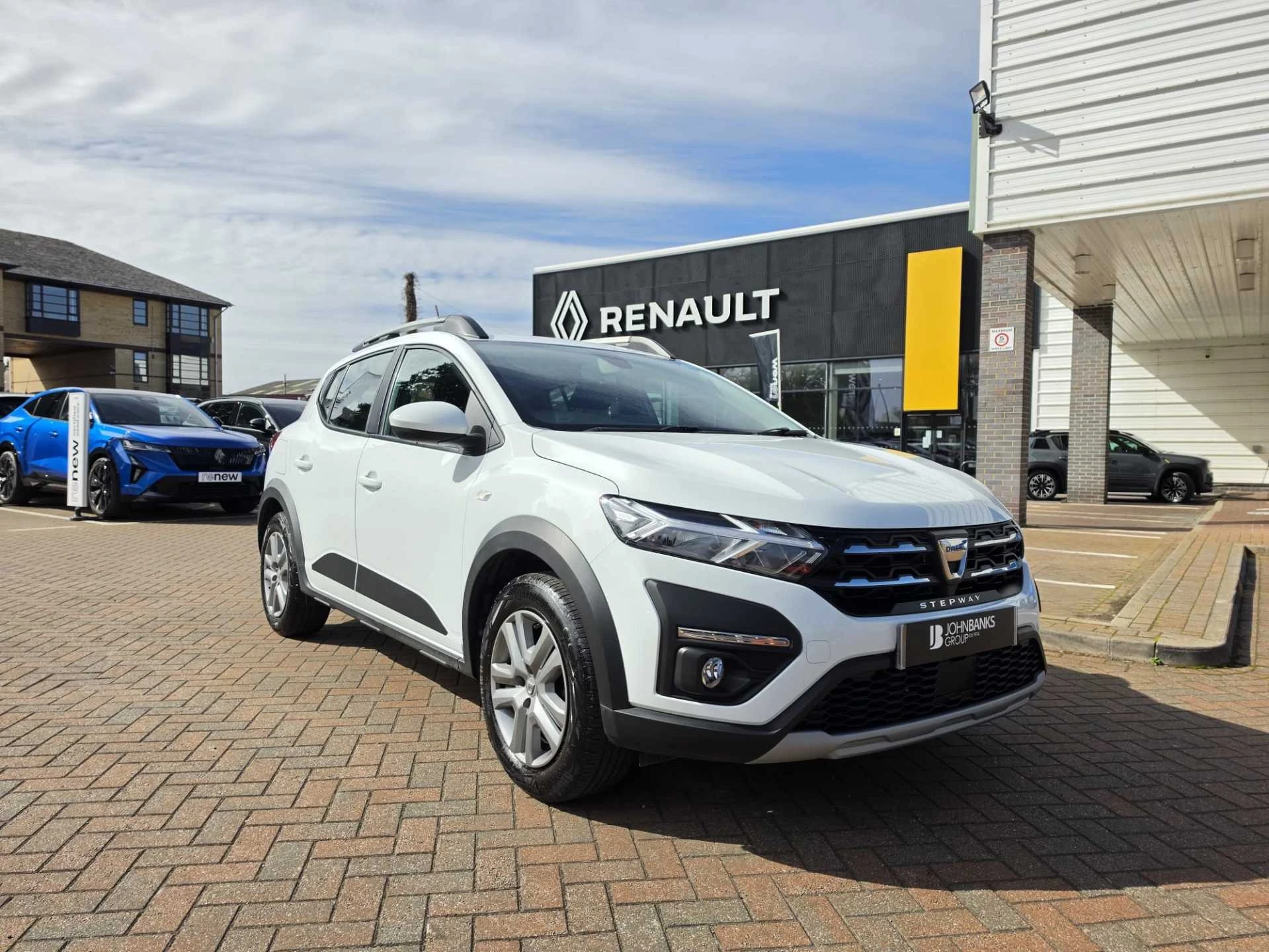 Vehicle image 7