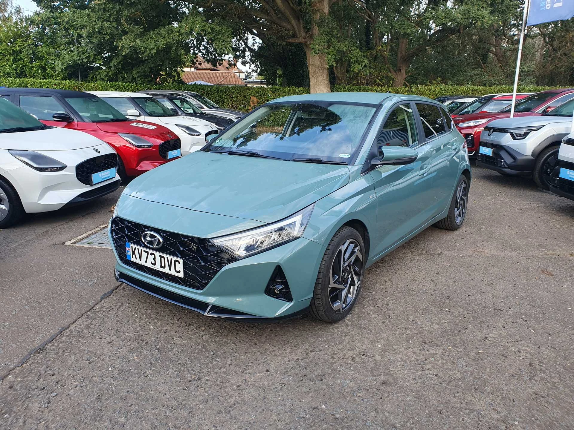 Vehicle image 3