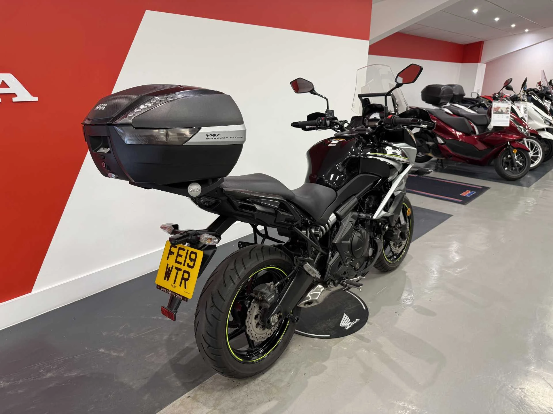 Vehicle image 3