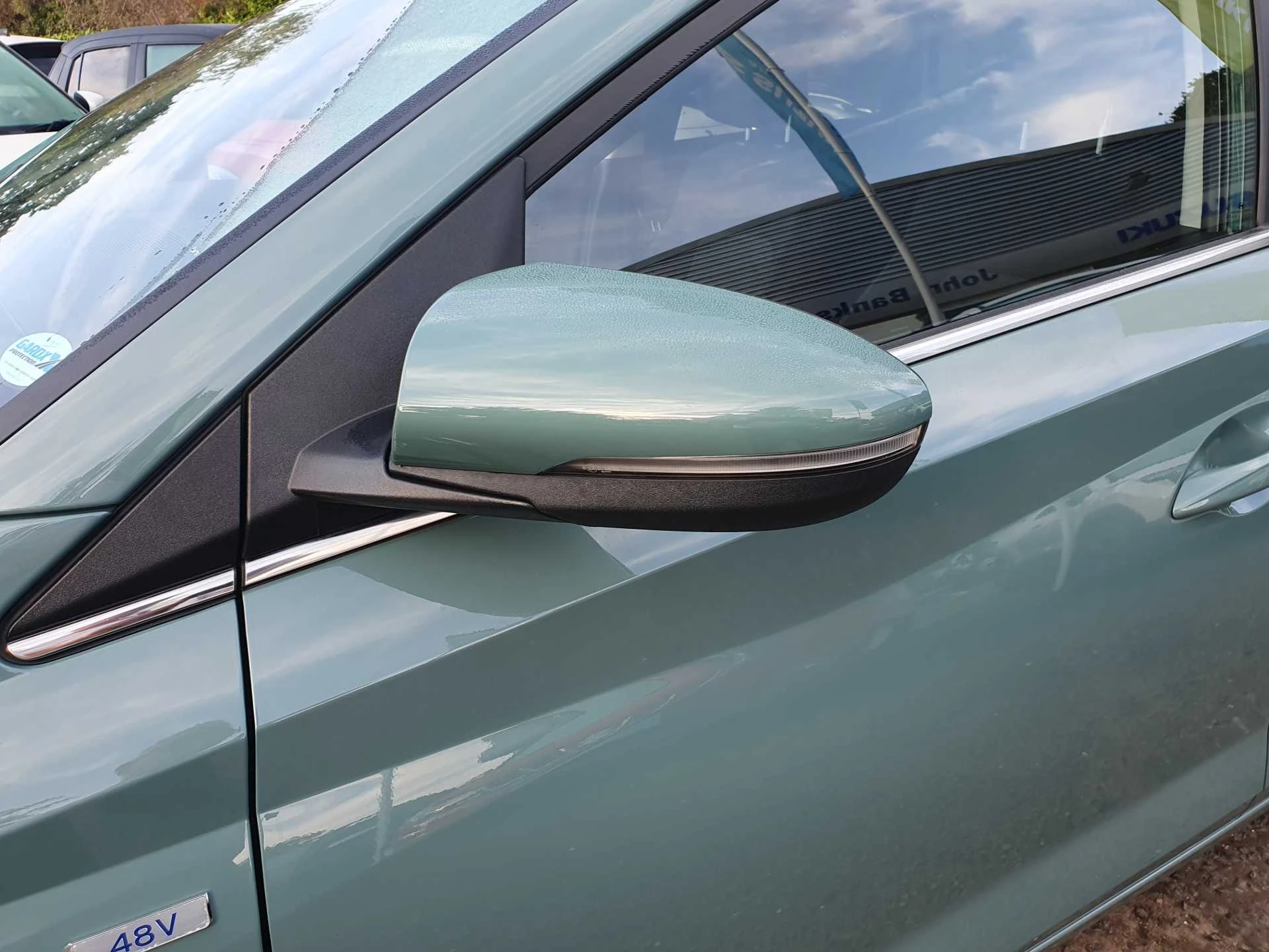 Vehicle image 6