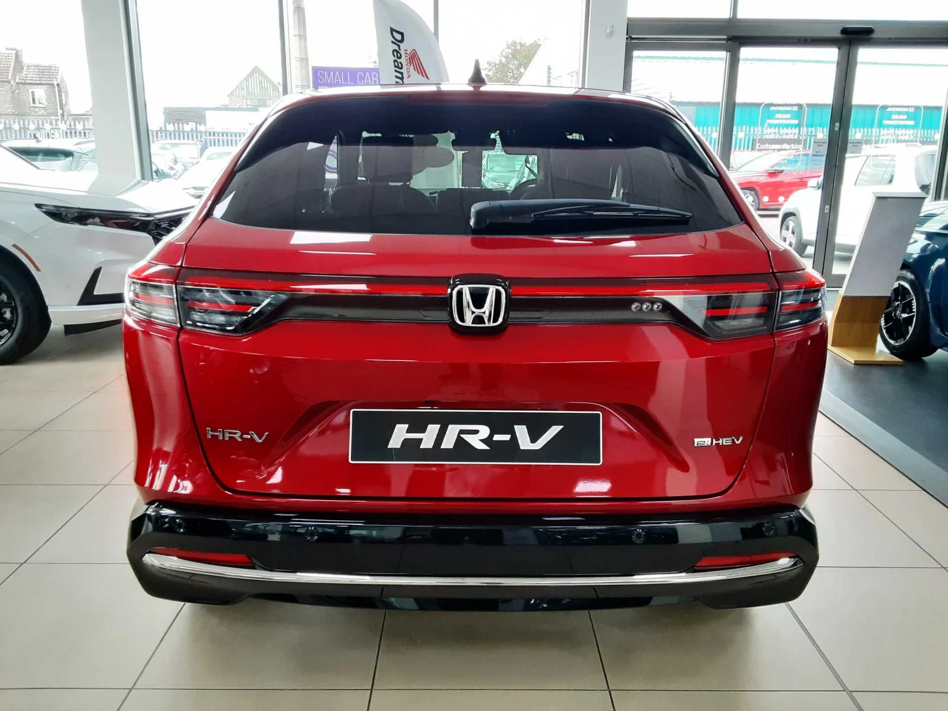Vehicle image 7