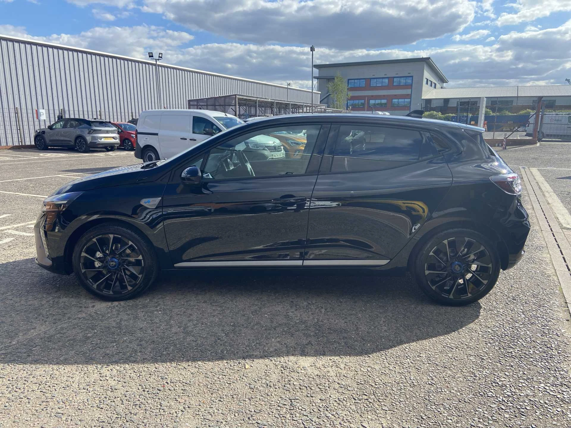 Vehicle image 7