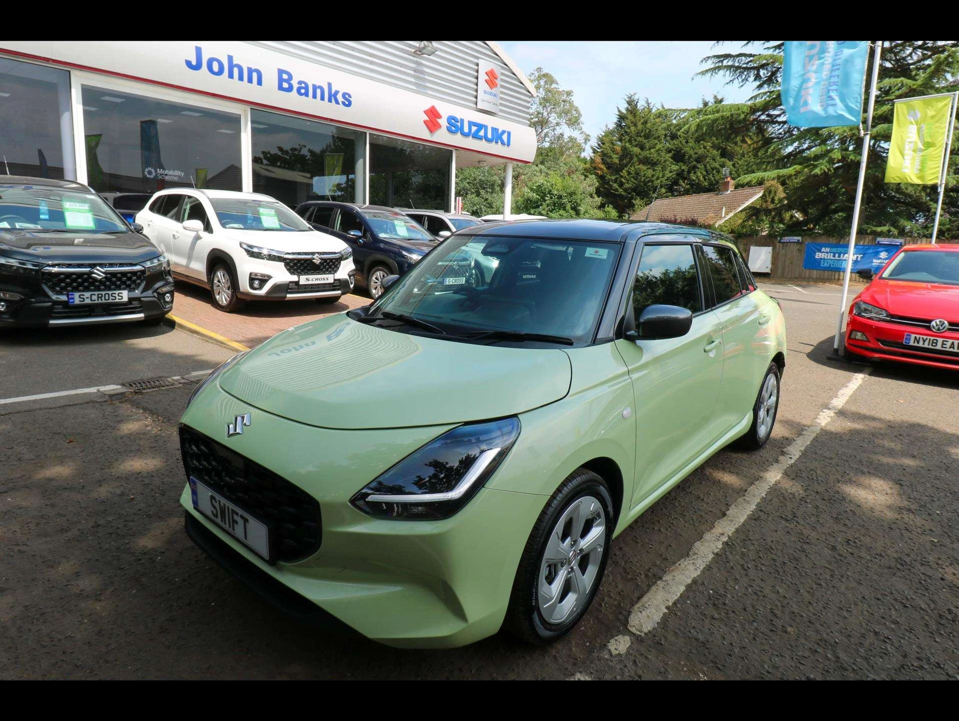 Vehicle image 3