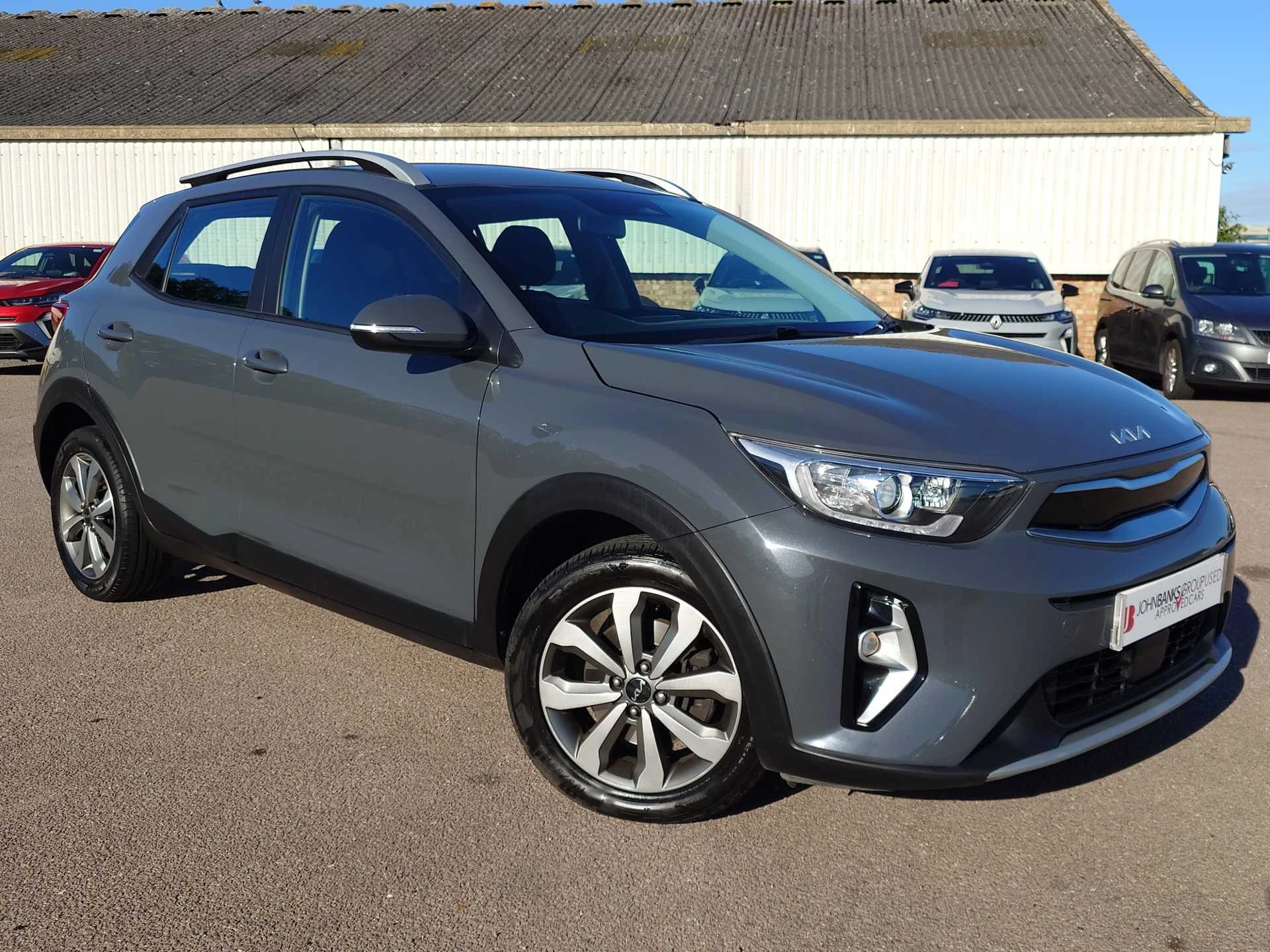 Vehicle image 1