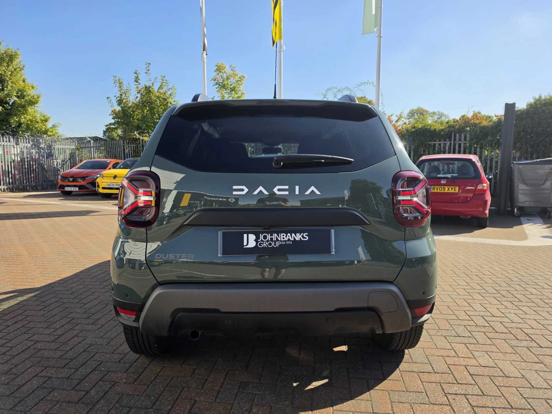 Vehicle image 3