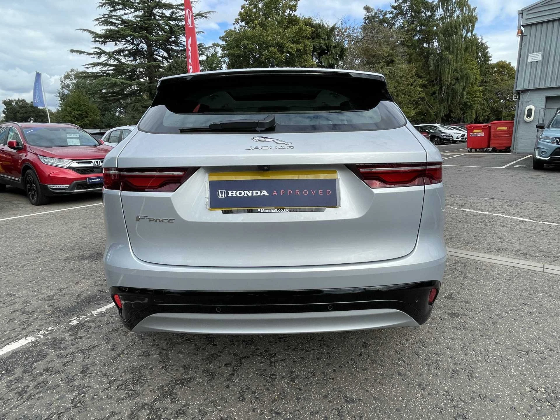 Vehicle image 7