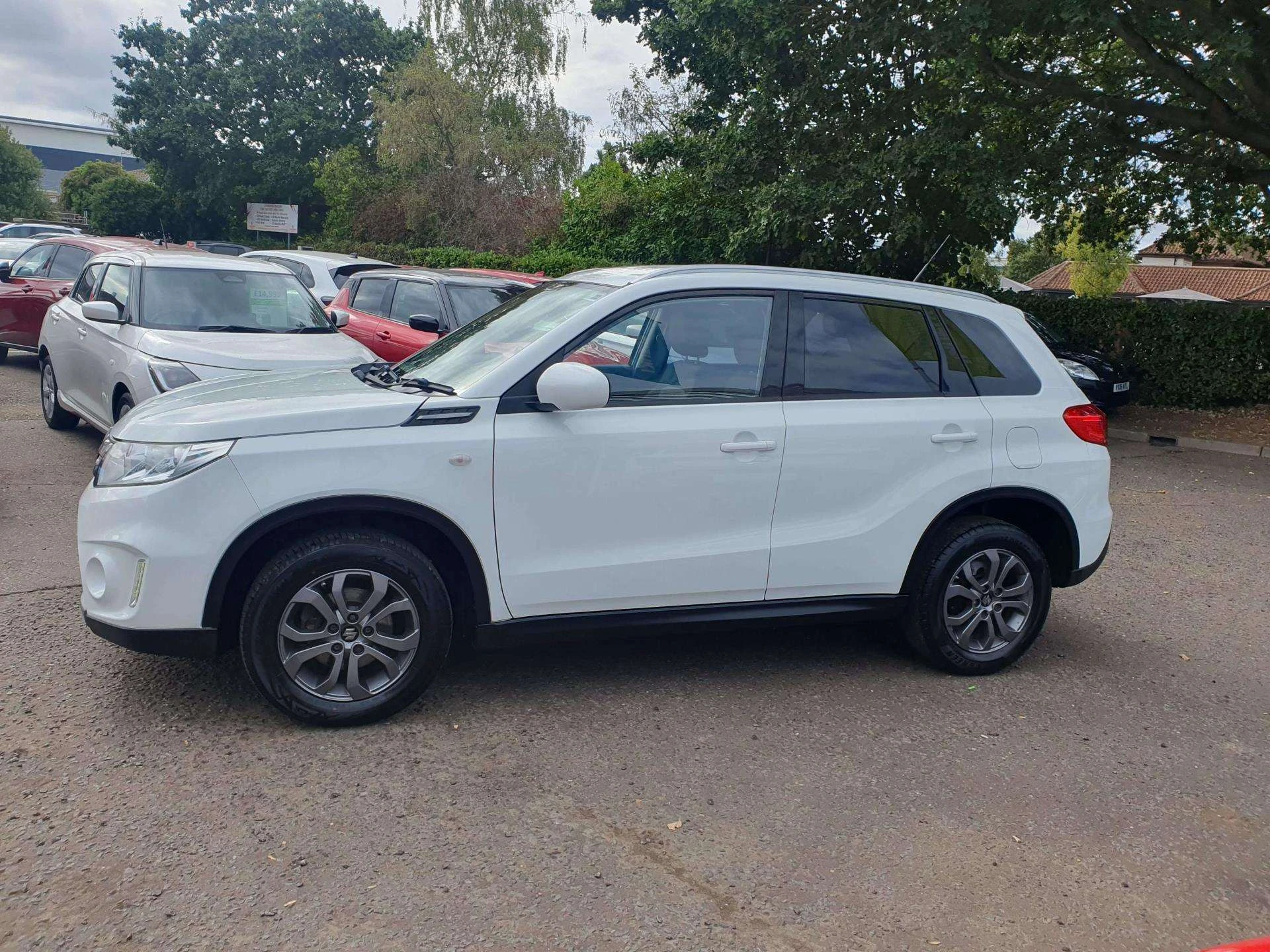 Vehicle image 4
