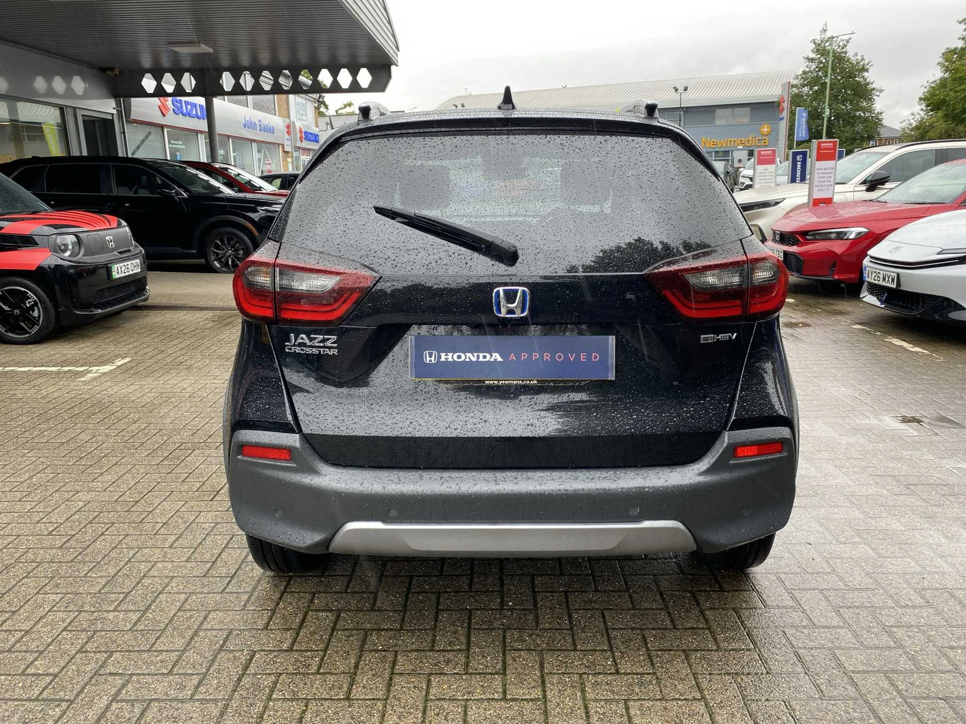 Vehicle image 6
