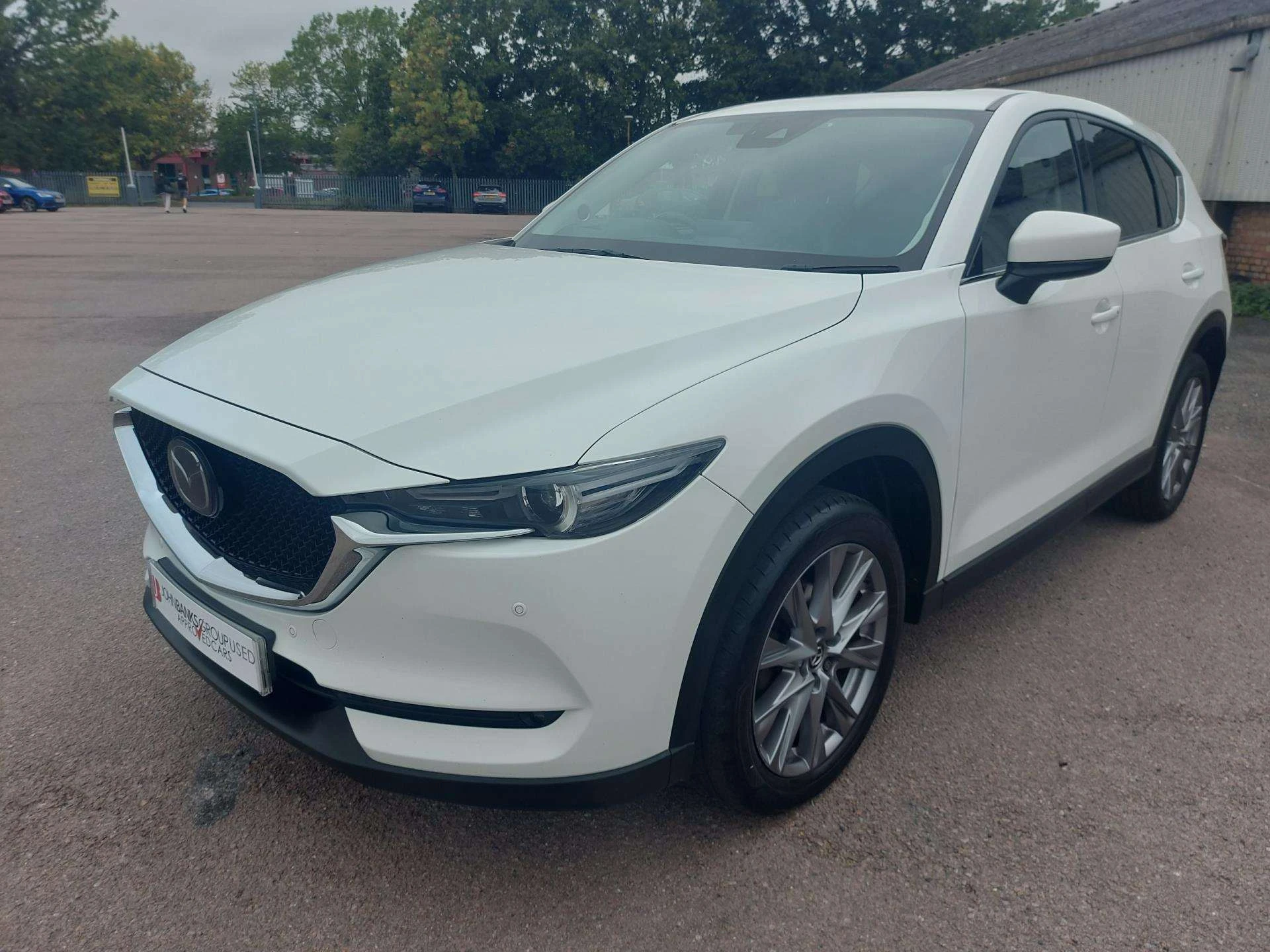 Vehicle image 3