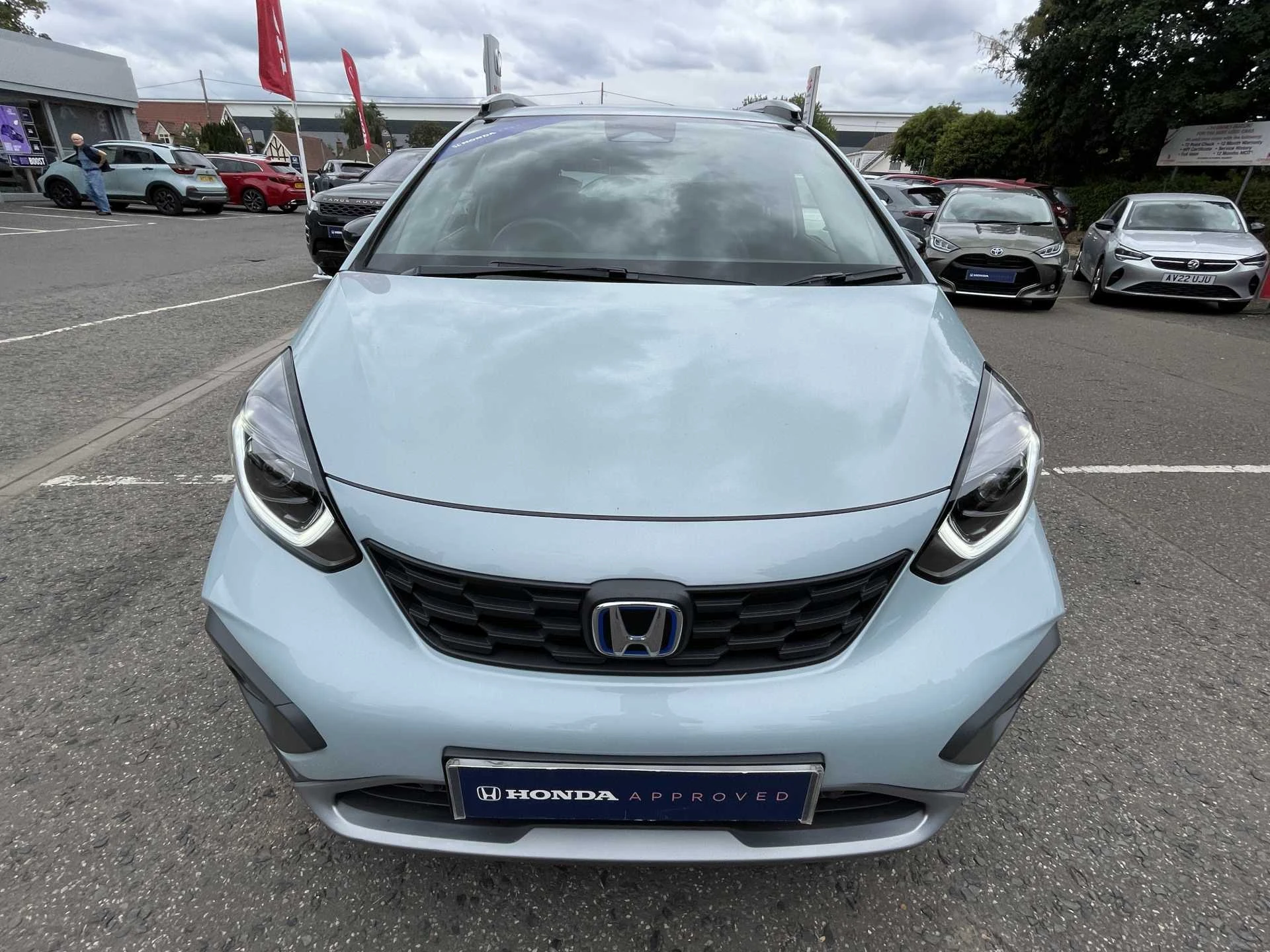 Vehicle image 6