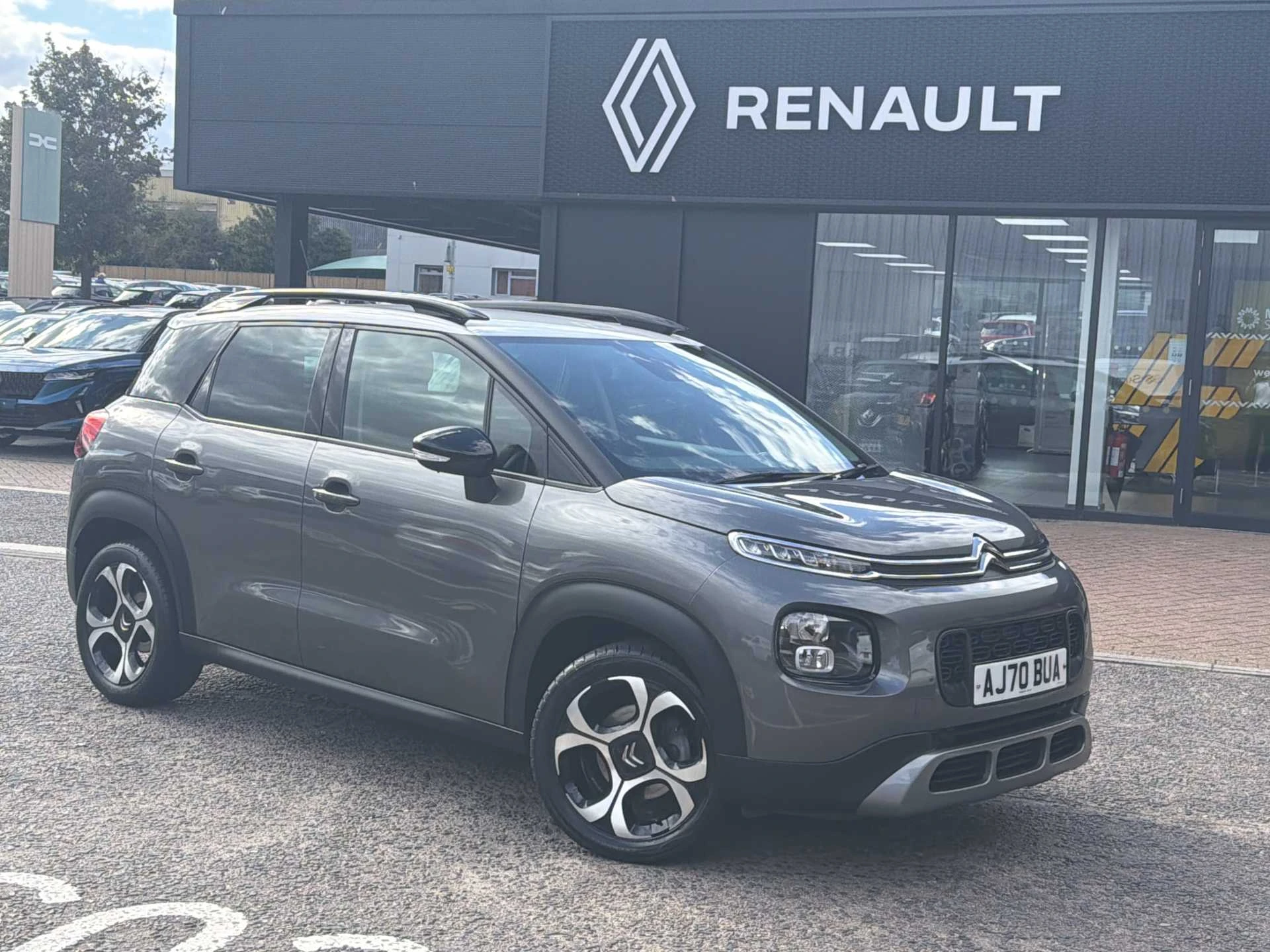 Vehicle image 1