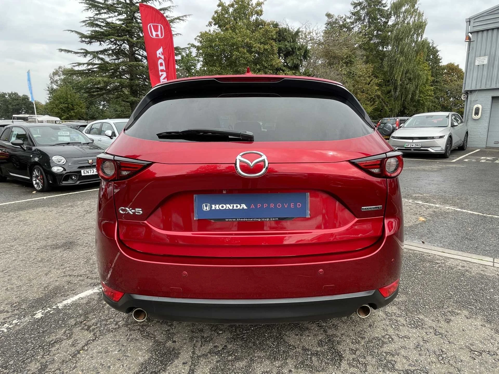 Vehicle image 7