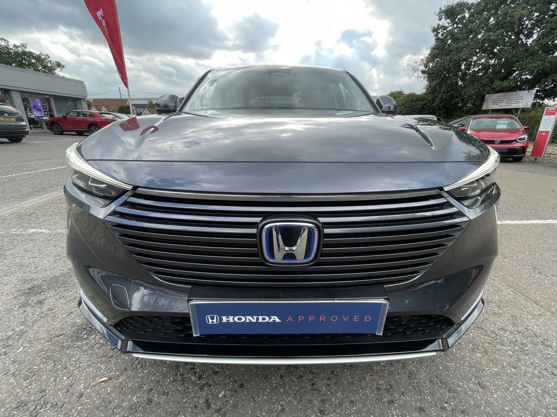 Vehicle image 6