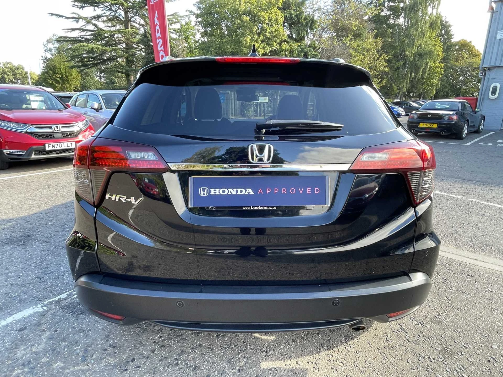 Vehicle image 7