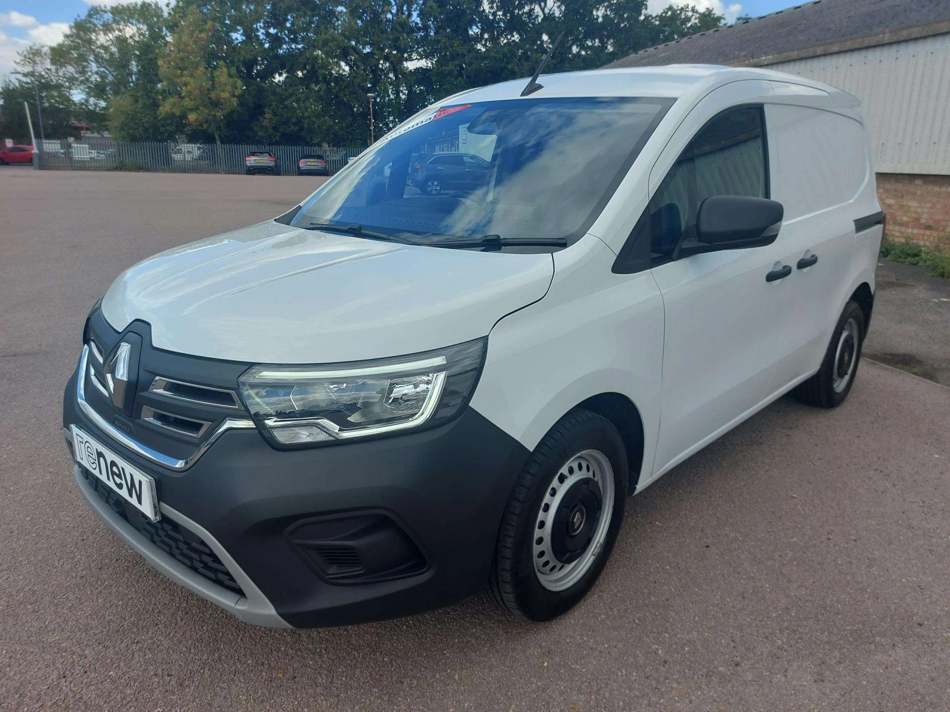 Vehicle image 3